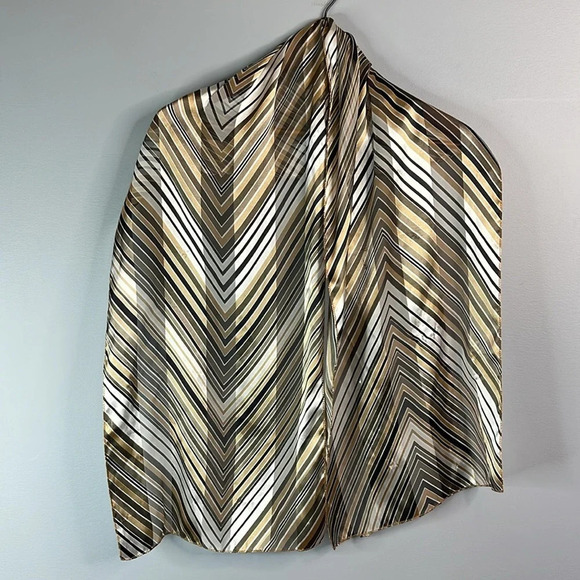 VINTAGE Chevron Pattern Print Satin Rectangular  Scarf Neutral Brown Semi Sheer - Picture 5 of 9